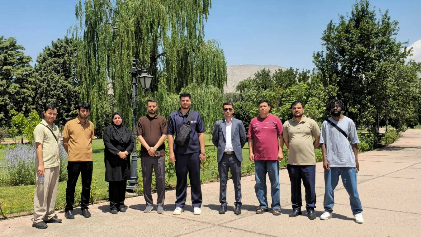 بازدید علمی_فرهنگی دانشجویان بین‌الملل از باغ گیاهشناسی ملی ایران