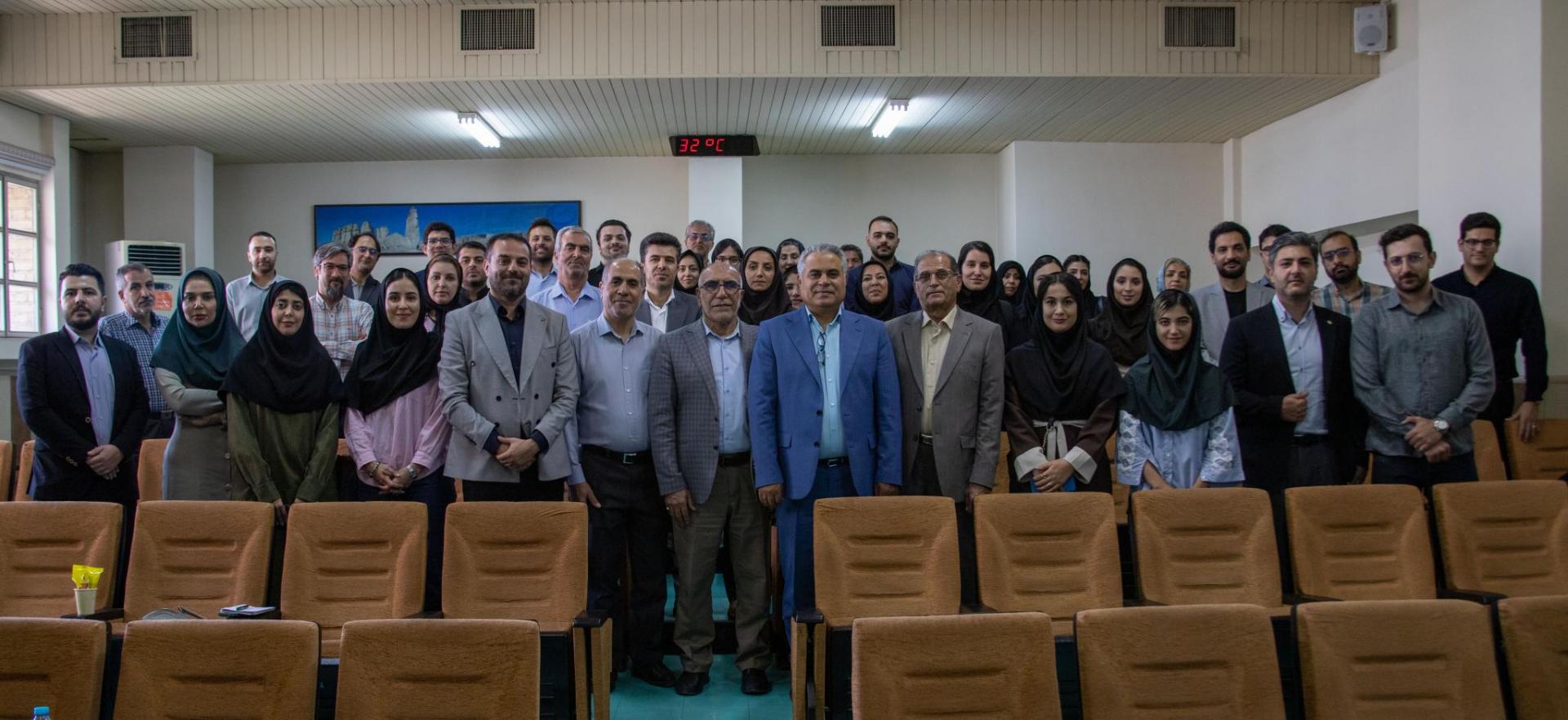 نشست «ریشه‌های یک جریان علمی» در دانشکده علوم انسانی برگزار شد