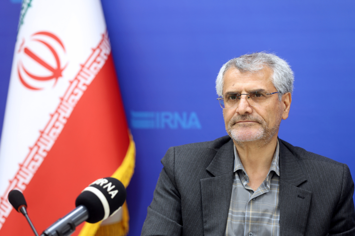 دکتر ابراهیم خدایار: هدف جایزه «نقد زرین»، شکل‌گیری یک جریان علمی در حوزه نقد ادبی است